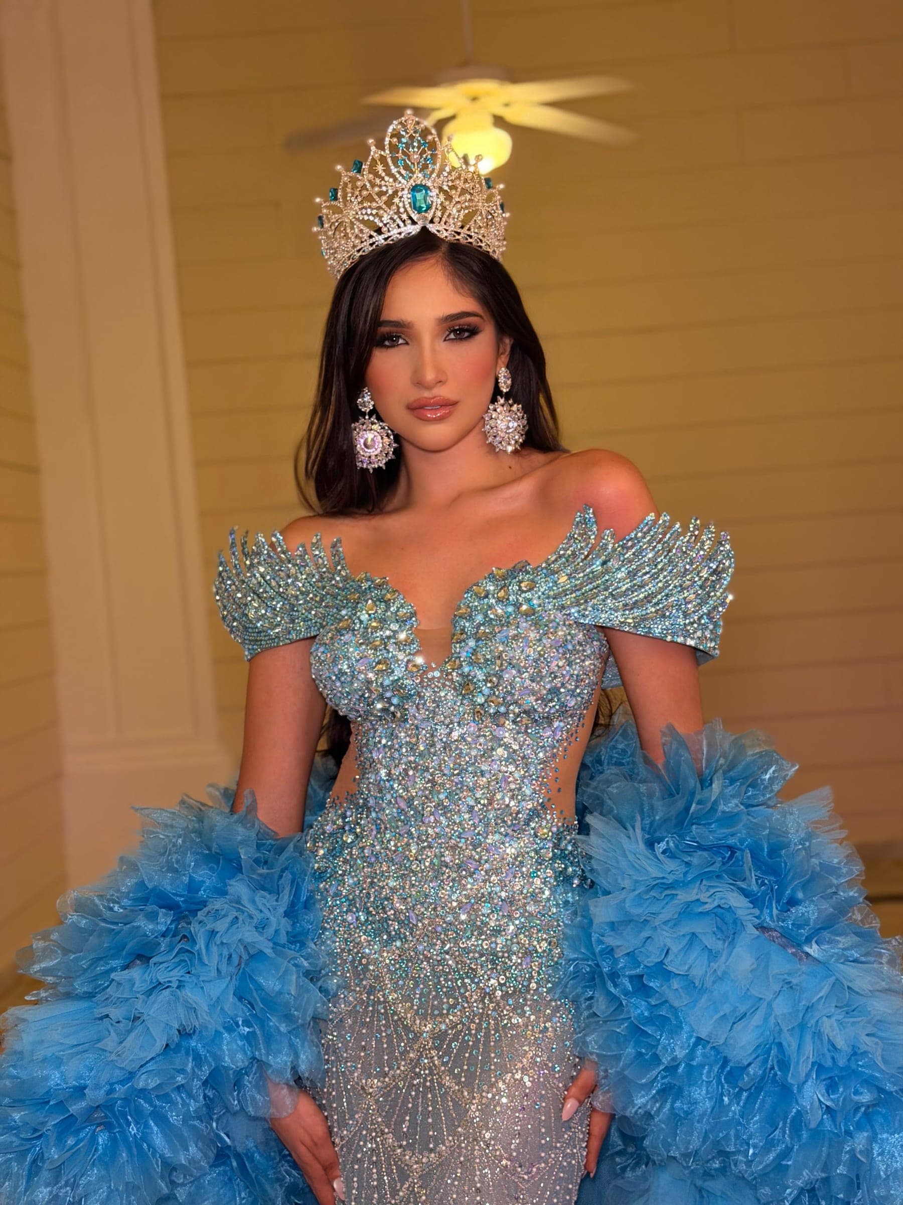 Gabriela Ramírez en certamen de belleza